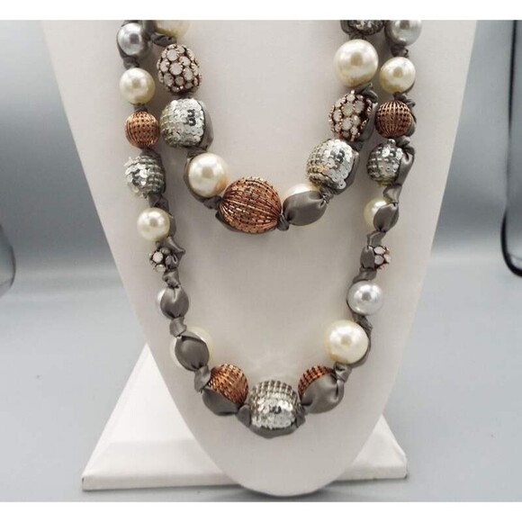 Chico's Disco Party Faux Pearl Embellished Beads Gray Ribbon Chain Long Necklace - Picture 2 of 6